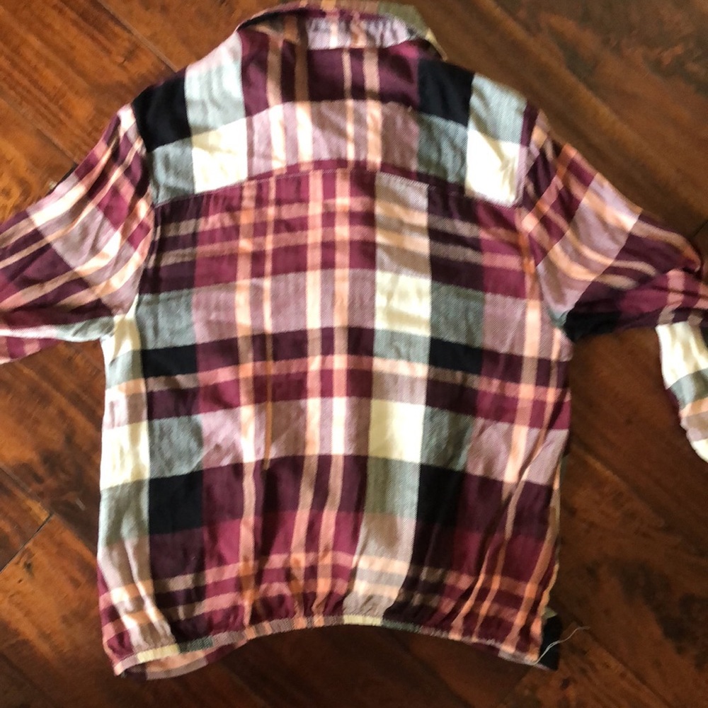 Belle du jour | Plaid front knot long sleeved button up shirt - Picture 9 of 12